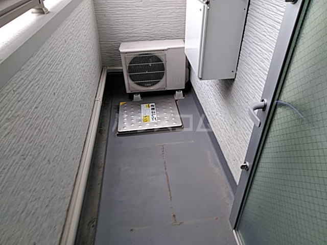 17/27 バルコニー