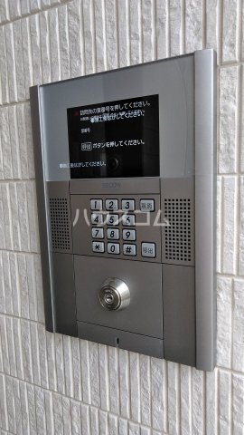 19/29 エントランス