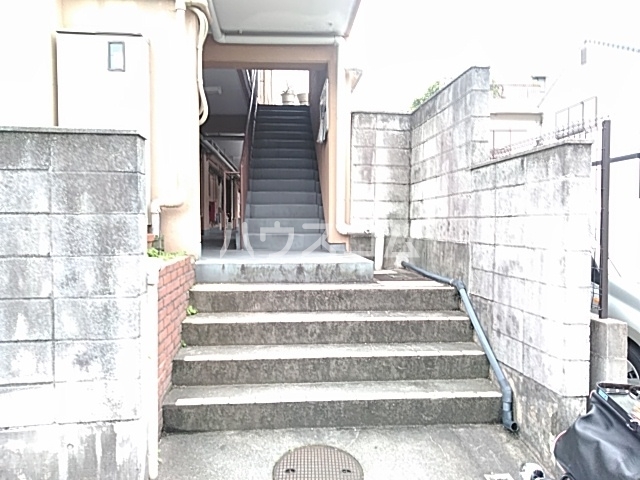14/20 エントランス