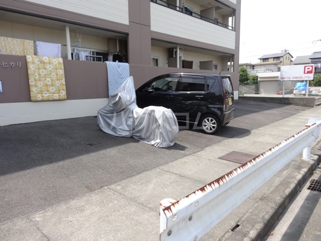 19/27 駐車場