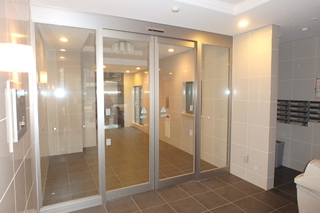 3/7 エントランス