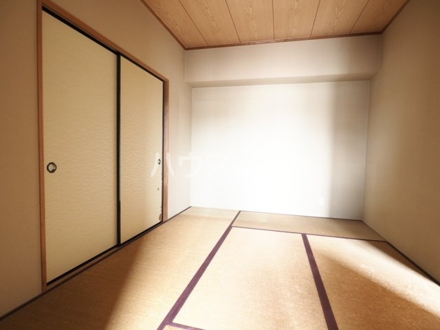 2/3 エントランス