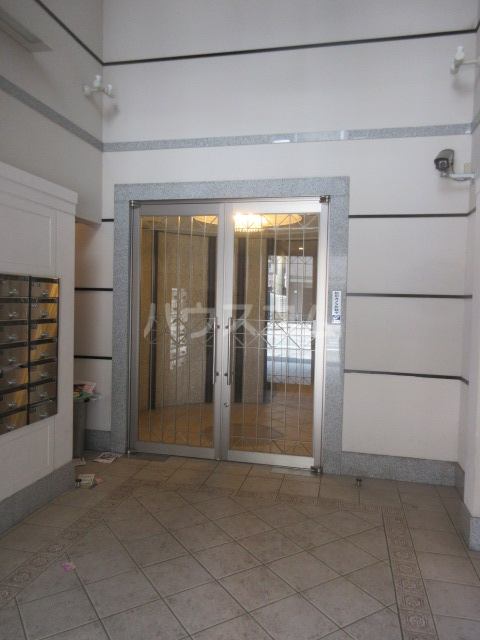 3/10 エントランス