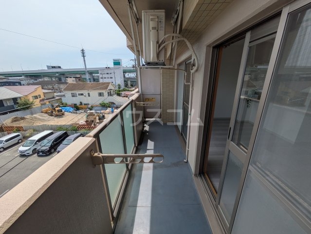 15/26 バルコニー
