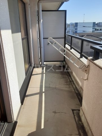 13/27 バルコニー