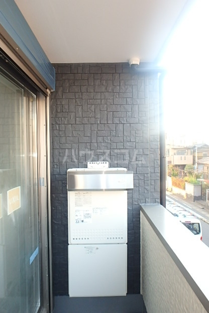 13/23 バルコニー