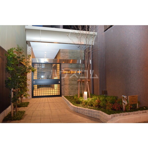 14/20 エントランス