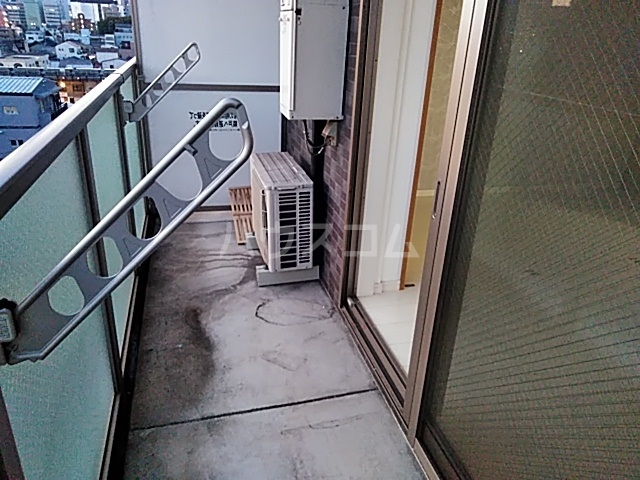 16/23 バルコニー