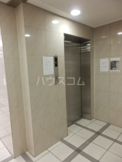 21/29 エントランス