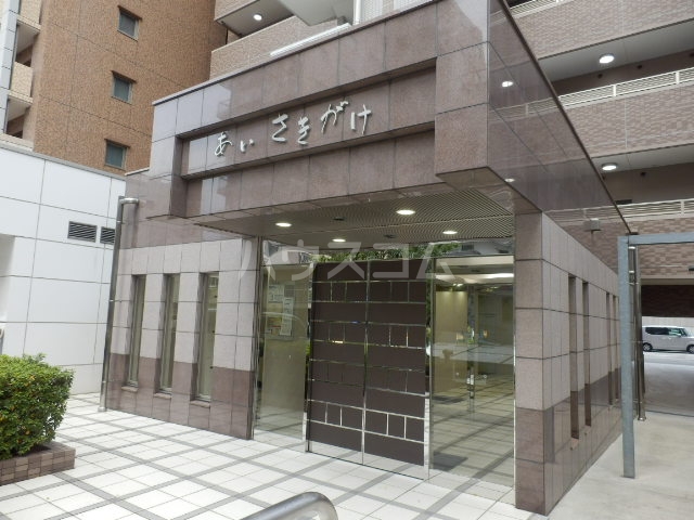 22/30 エントランス