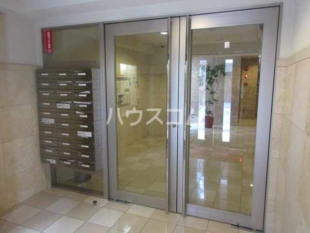 22/29 エントランス