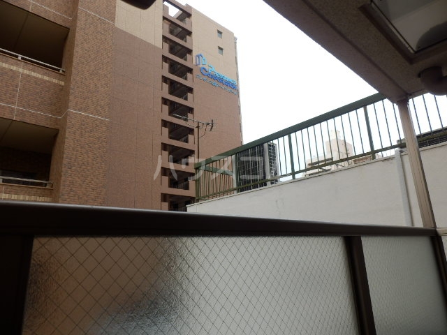15/28 バルコニー