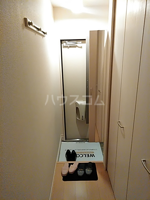 13/30 玄関
