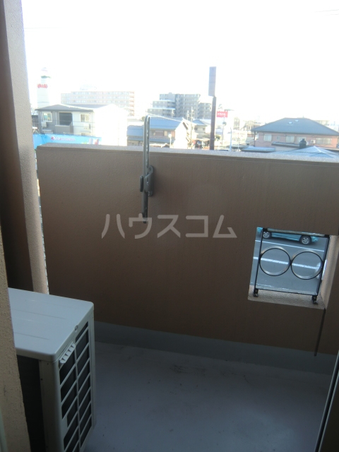 13/23 バルコニー