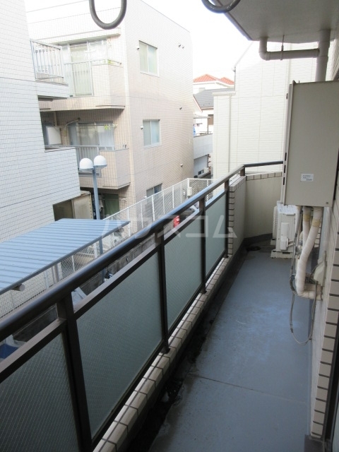 23/30 バルコニー