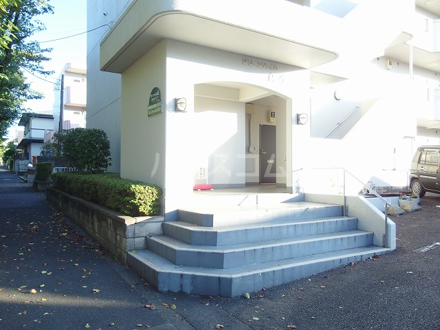 22/30 エントランス