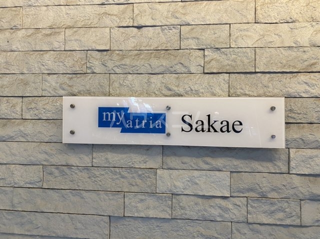 2/4 エントランス