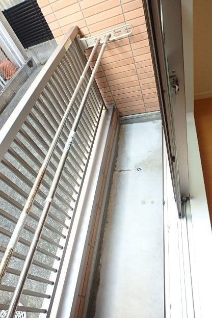 17/23 バルコニー