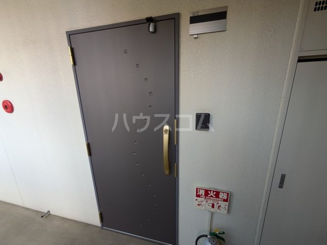 13/30 洗面