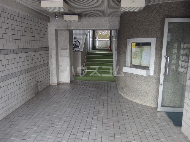 2/6 エントランス