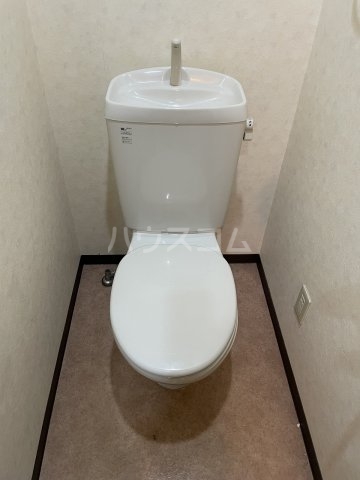 13/30 トイレ
