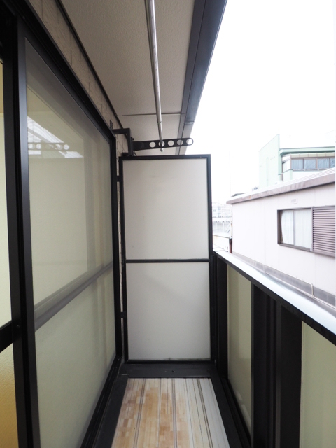 16/25 バルコニー