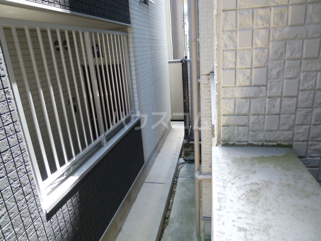 18/27 バルコニー