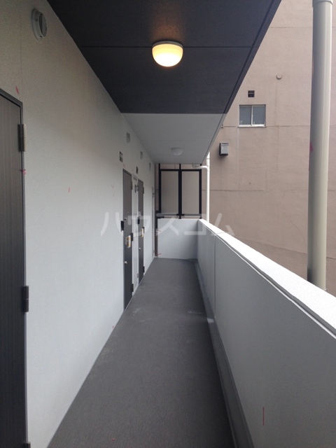 14/28 バルコニー