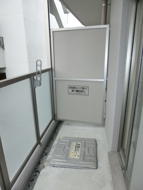 16/26 バルコニー