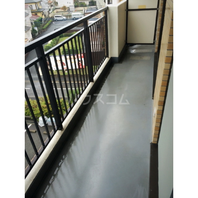 19/29 バルコニー