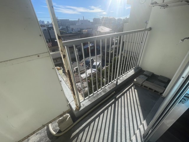 19/30 バルコニー