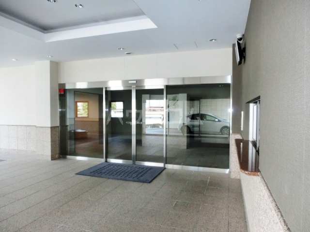 22/29 エントランス