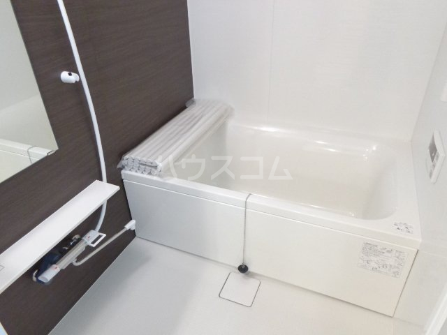 13/25 浴室