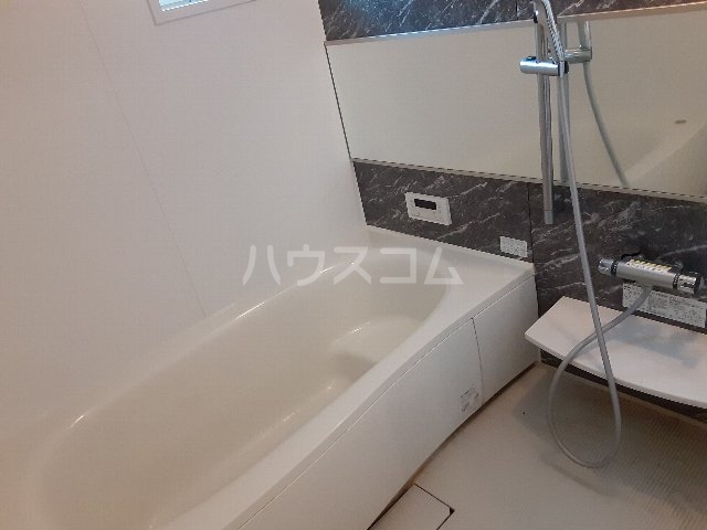 13/29 浴室
