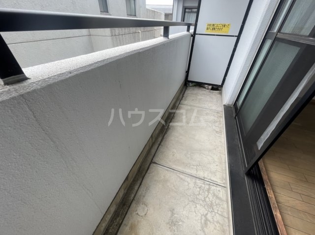 15/28 バルコニー