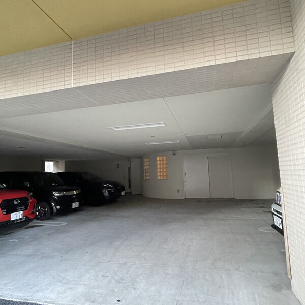 17/26 駐車場