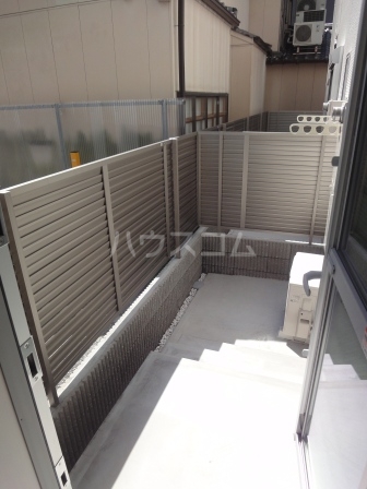 17/28 バルコニー