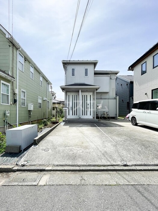 28/30 エントランス