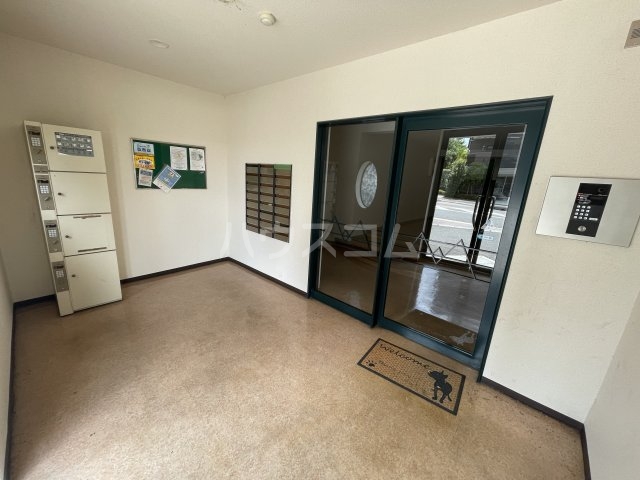 3/5 エントランス