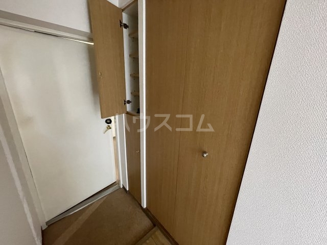 29/30 エントランス