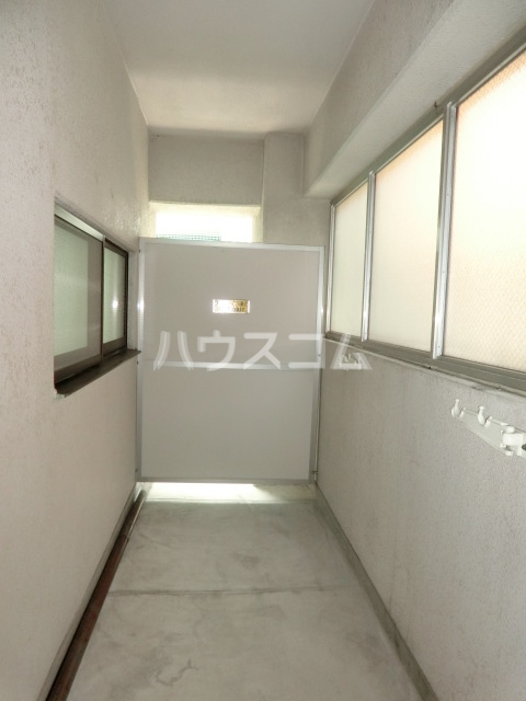 16/25 バルコニー