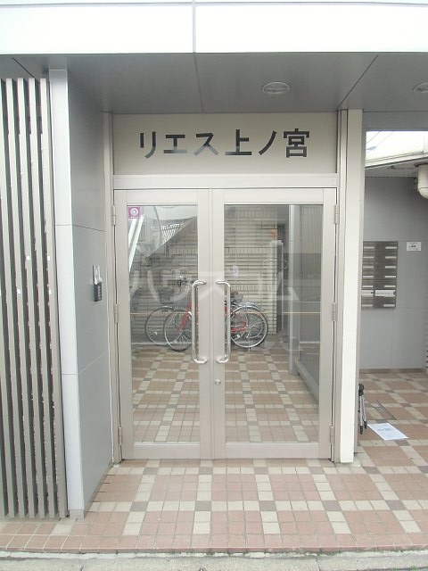 20/27 エントランス