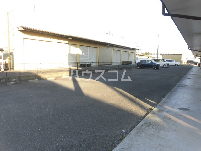 17/25 駐車場