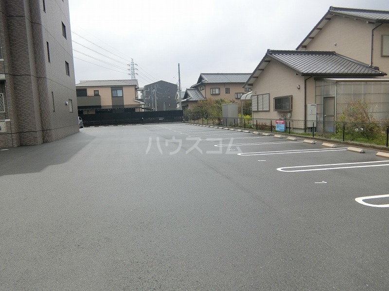 20/24 駐車場