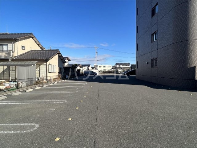15/19 駐車場
