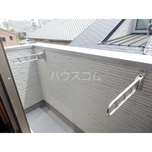 13/21 バルコニー