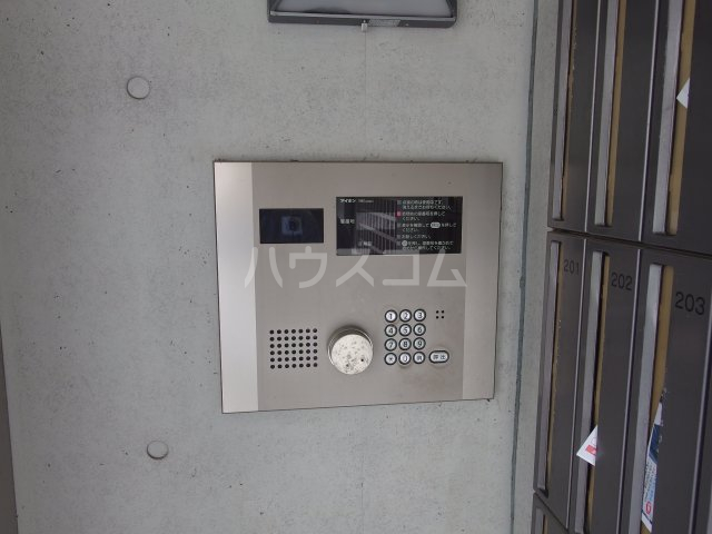 2/8 外観