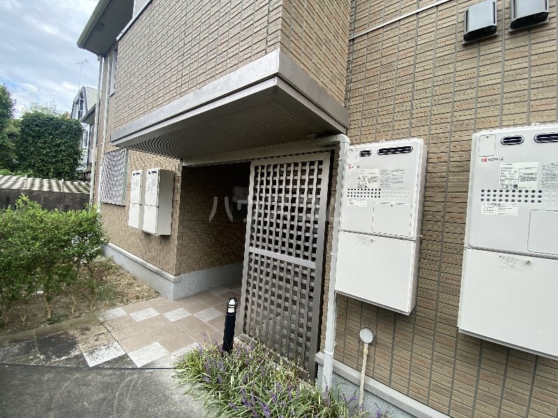 20/28 エントランス
