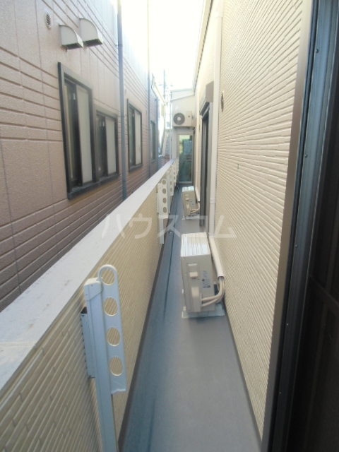 19/27 バルコニー