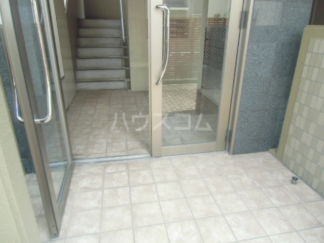 4/8 エントランス